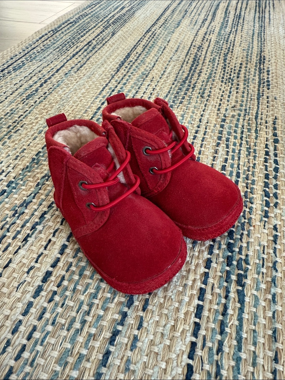 UGG Baby Neumel Samba Red Boots Velcro Size 2/3